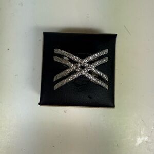 Elegant Silver Women's Ring